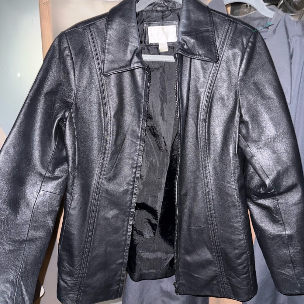 Worthingon 100% leather vintage black zip up jacket